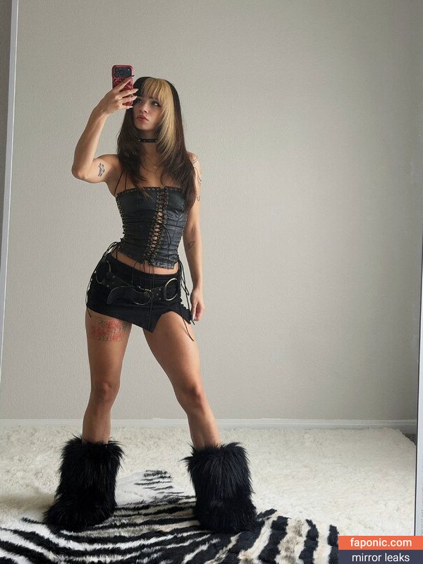 Cosmicyoungster, beliciabrewer, cosmicenbycos, cosmicintervention_ Scurgeri de nuduri OnlyFans Fotografie #74