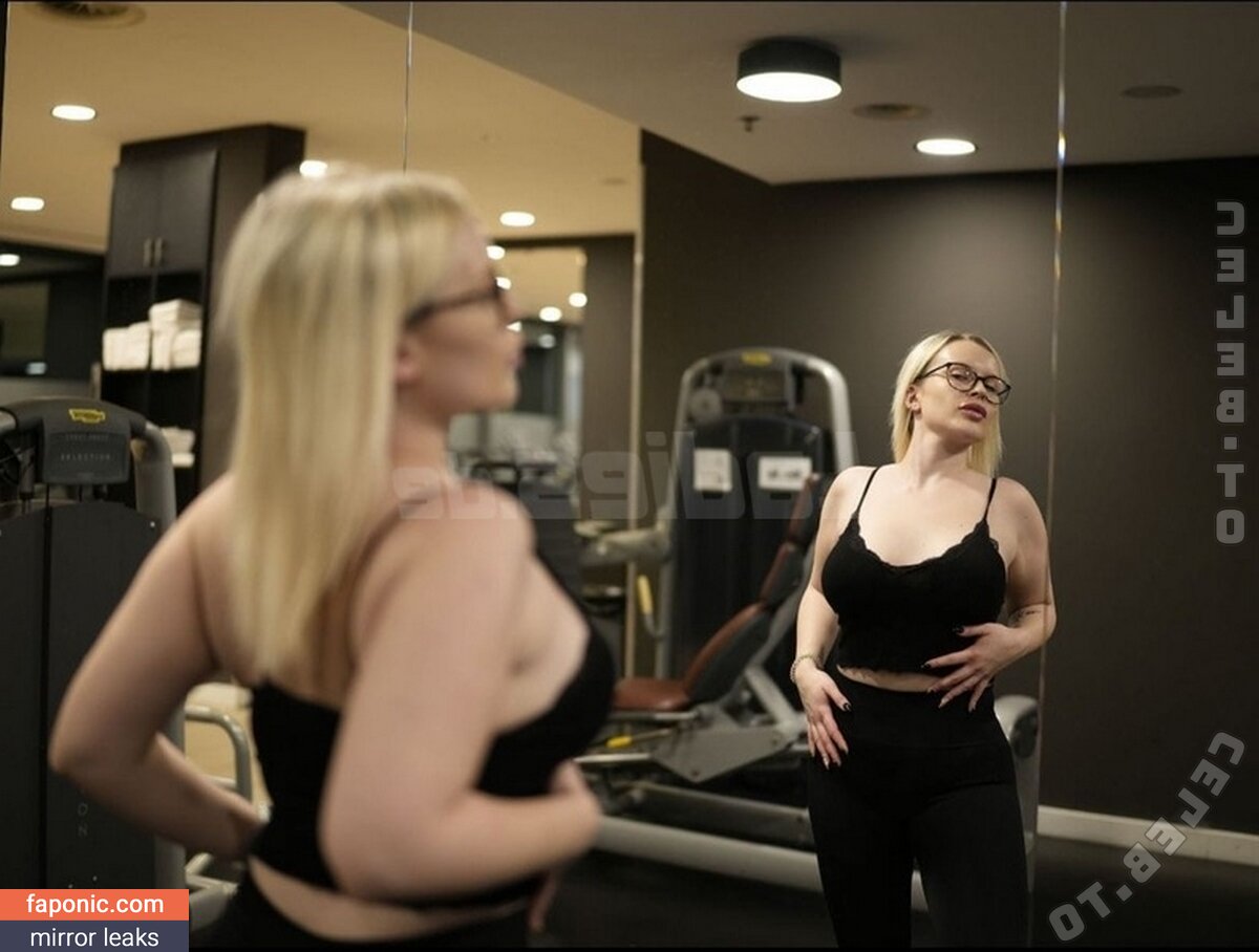 Hellybunny, dieheli, helixluni Scurgeri de nuduri OnlyFans Fotografie #6