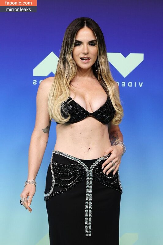 JoJo Levesque, iamjojo Scurgeri de nuduri  Fotografie #14