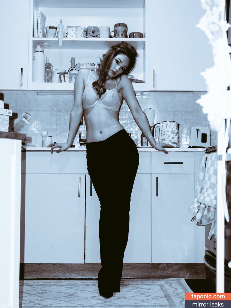 Queen Tofu Games, QueenTofu, Tofu_games, babytofu, https: Scurgeri de nuduri OnlyFans Fotografie #751