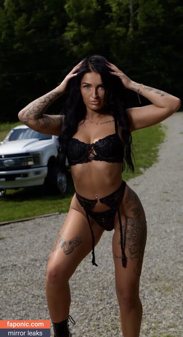 Petitetattedplati, Ronika Eskins, ronika_eskins Scurgeri de nuduri OnlyFans Fotografie #28