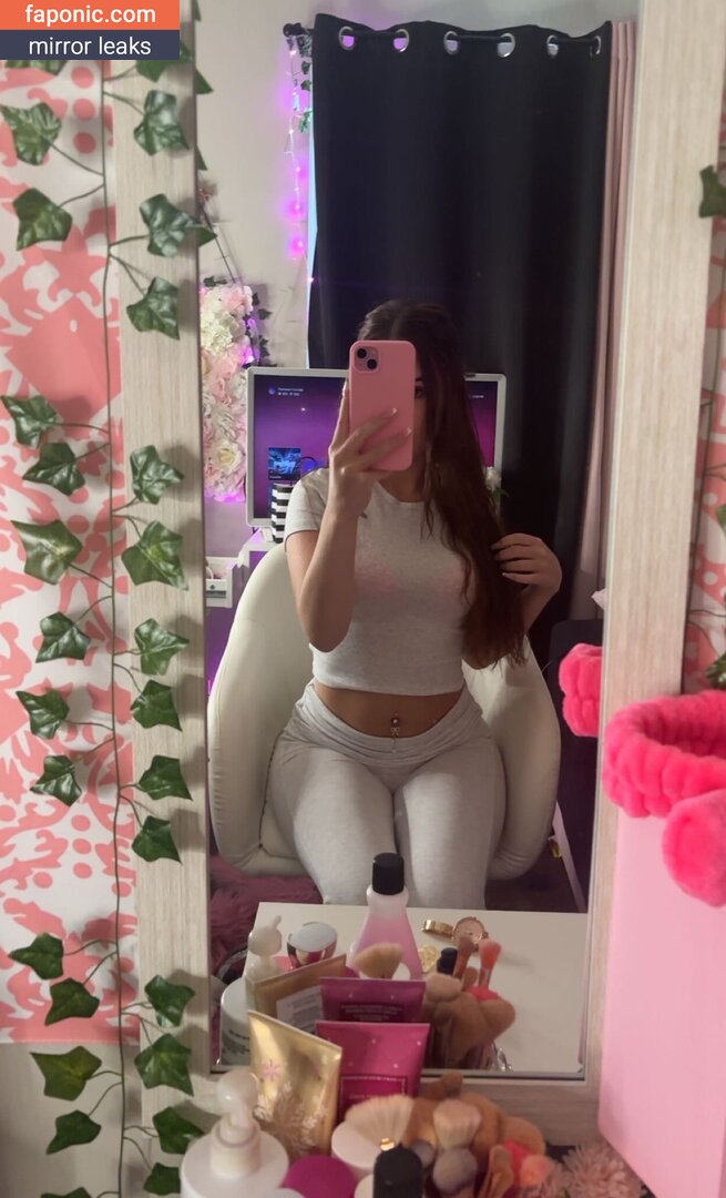 Symphony, badibunni, sillygoofballar, sssymphhh Scurgeri de nuduri OnlyFans Fotografie #1