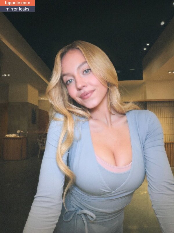 Sydney Sweeney, gal_gadot, https:, sydney_sweeney Scurgeri de nuduri OnlyFans Fotografie #178