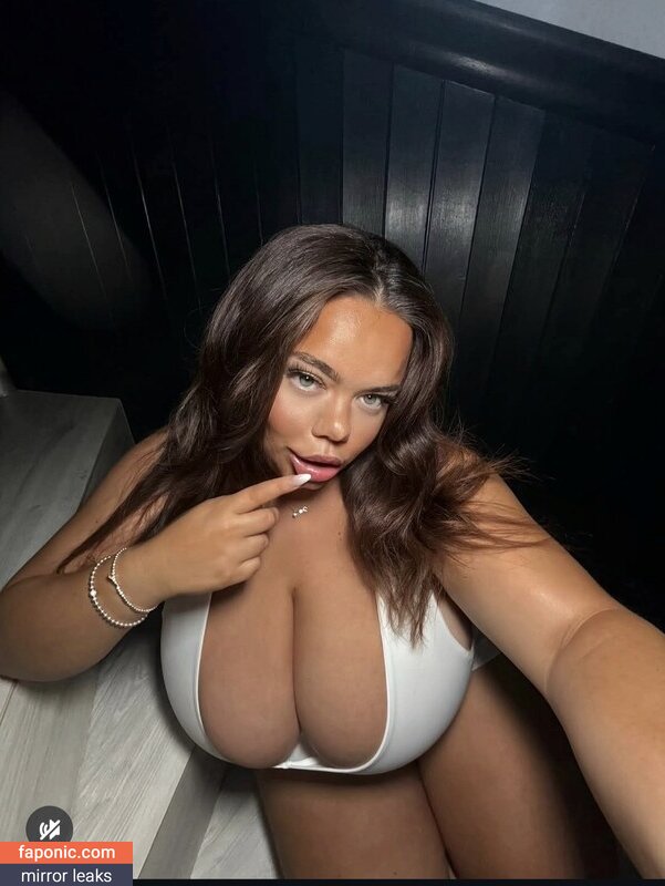 cescax, francescahayden, xbunny_rosex Scurgeri de nuduri OnlyFans Fotografie #5