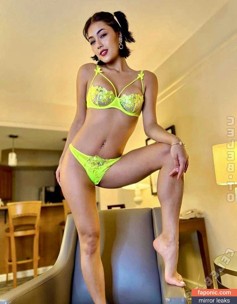 Kylin Milan, kylinmilan, mira_moony Scurgeri de nuduri OnlyFans Fotografie #47