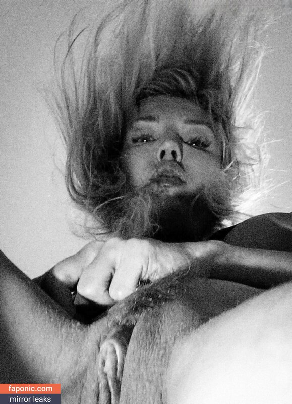 Pietra Principe, pietraprincipe Scurgeri de nuduri OnlyFans Fotografie #103