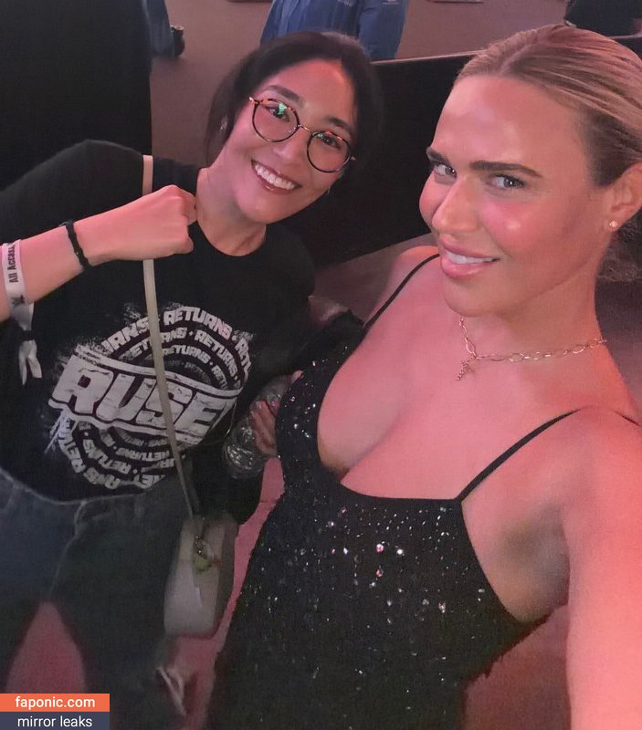 CJ Perry, WWE Lana, thecjperry Scurgeri de nuduri  Fotografie #19