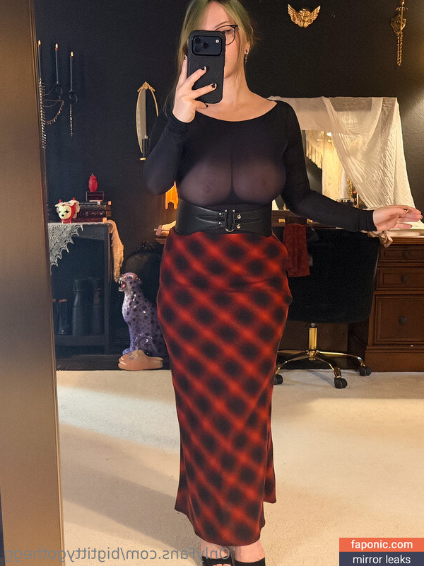 Bigtittygothegg, goth.egg, goth__egg, https: Scurgeri de nuduri OnlyFans Fotografie #119