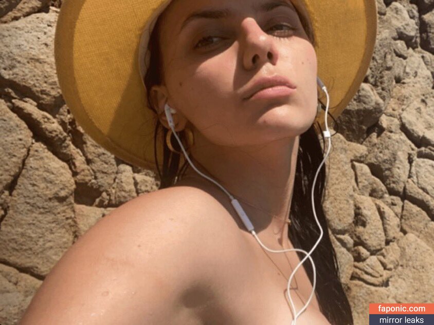 Dafne Keen, dafnekeen, https:, lauradafne93 Scurgeri de nuduri OnlyFans Fotografie #394