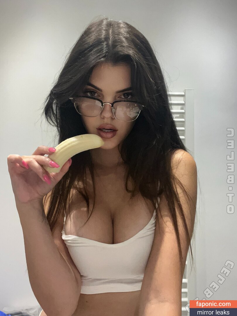 Lara Winter, lara-benjamina, lara.winter.73, lara_winter Scurgeri de nuduri OnlyFans Fotografie #232