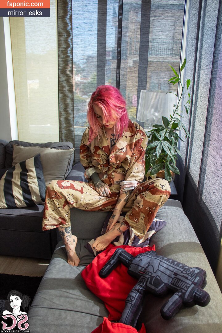 NinaQ_SG, Ninaq, ninaq_suicide Scurgeri de nuduri OnlyFans Fotografie #1