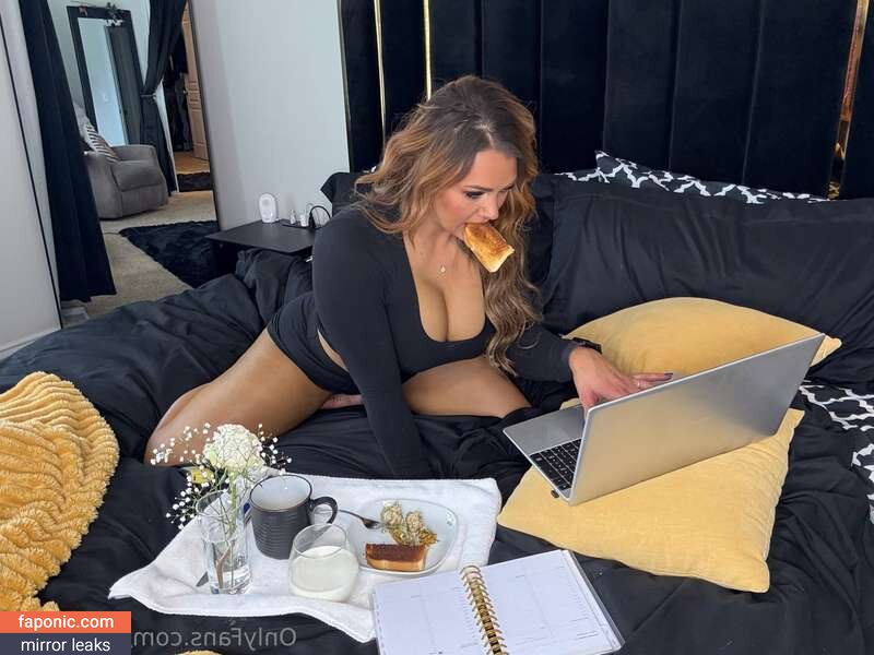 Sofie Jane, sofiejanee, therealsofiejane Scurgeri de nuduri OnlyFans Fotografie #19