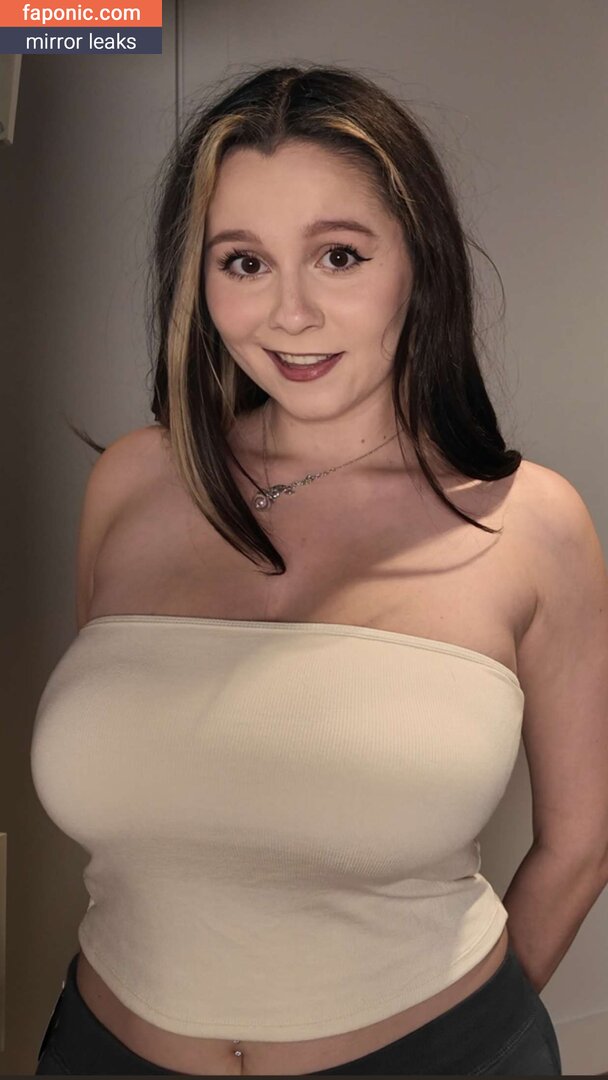 Yellz0, Yellz1, bigtittygothegg, yellz Scurgeri de nuduri OnlyFans/Patreon Fotografie #30