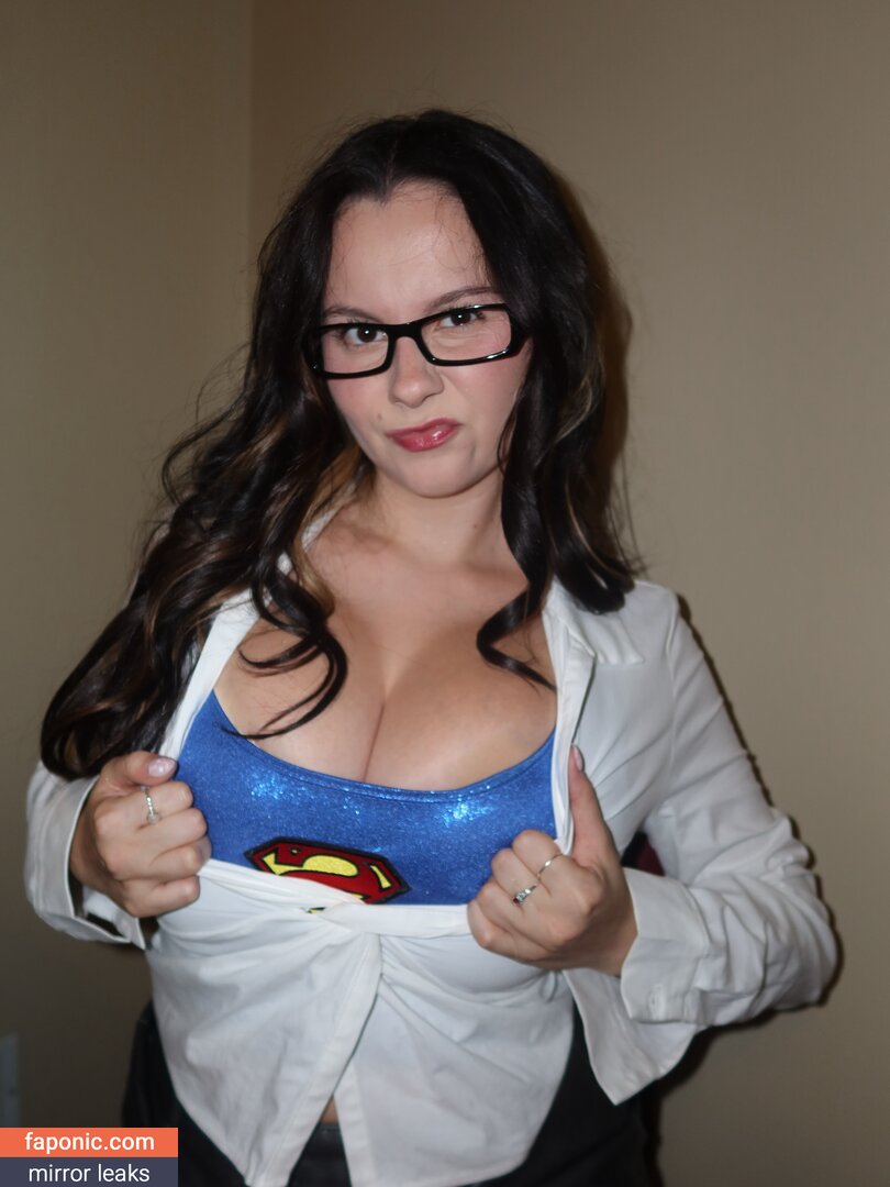 Yellz0, Yellz1, bigtittygothegg, yellz Scurgeri de nuduri OnlyFans/Patreon Fotografie #340