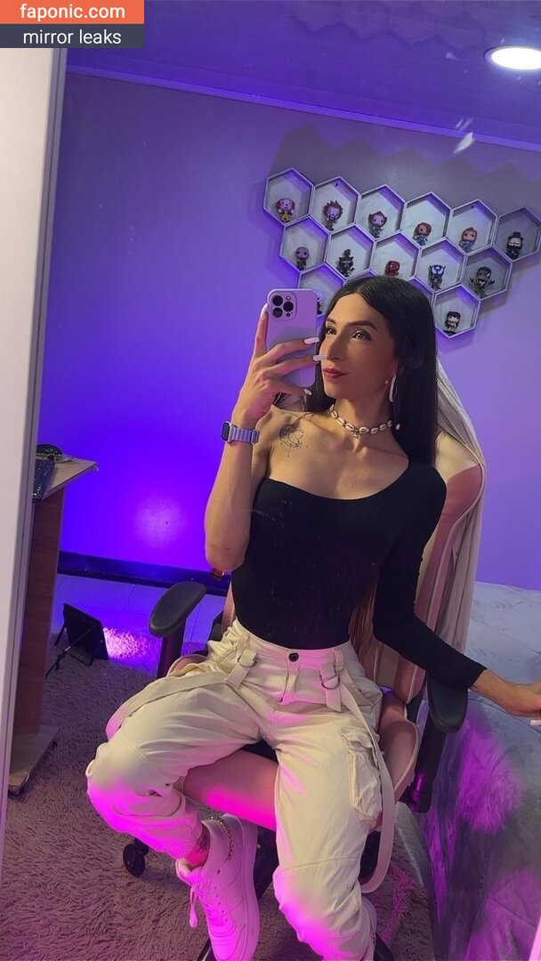 Kyllie Fox, _KylieFox_, https:, kyliefoxxy, kylliefox, kylliefox_ Scurgeri de nuduri OnlyFans Fotografie #22