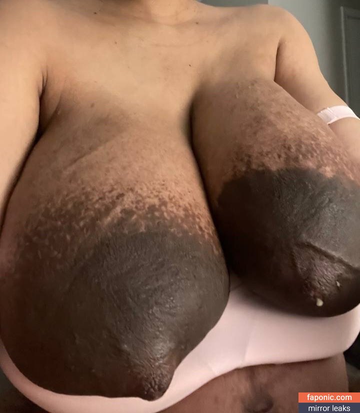 Realest.zuri, realestzuri Scurgeri de nuduri OnlyFans Fotografie #6