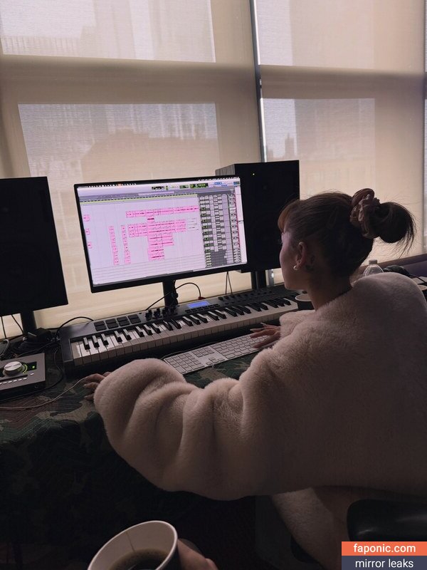 Ariana Grande, arianagrande, biancasotelo14 Scurgeri de nuduri OnlyFans Fotografie #191