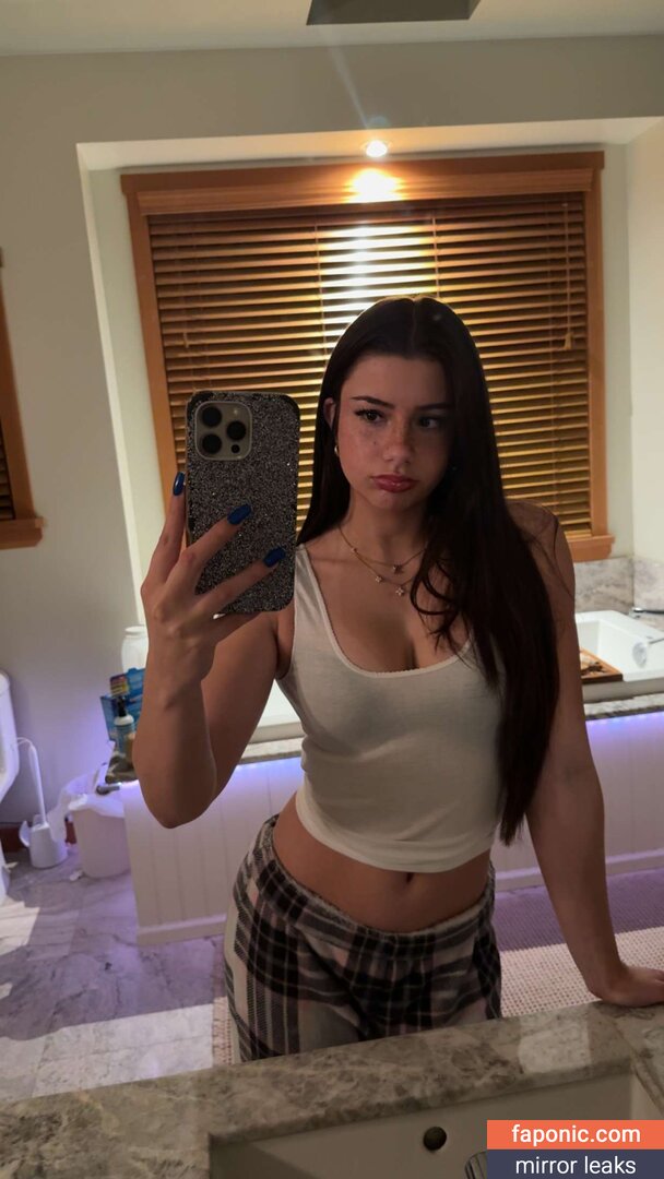 Mikayla Campinos, ltsmikaylacampinos, mikaylacampinos Scurgeri de nuduri  Fotografie #278