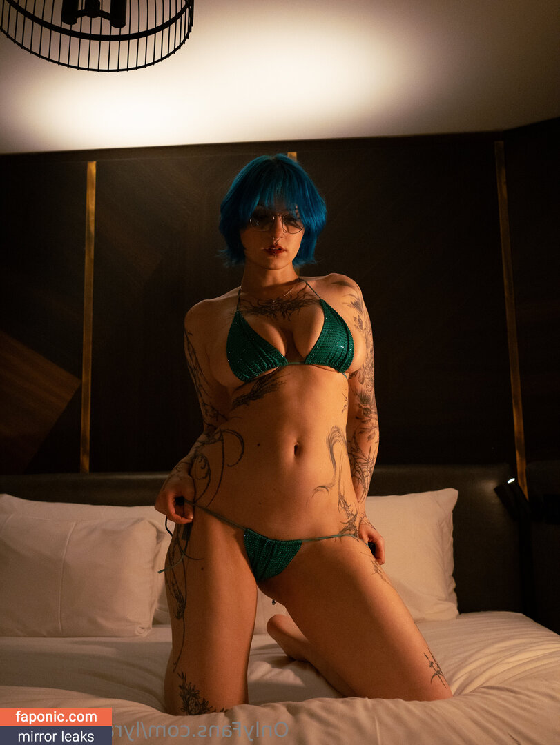 Lyra Crow, lyracr0w0 Scurgeri de nuduri OnlyFans Fotografie #148