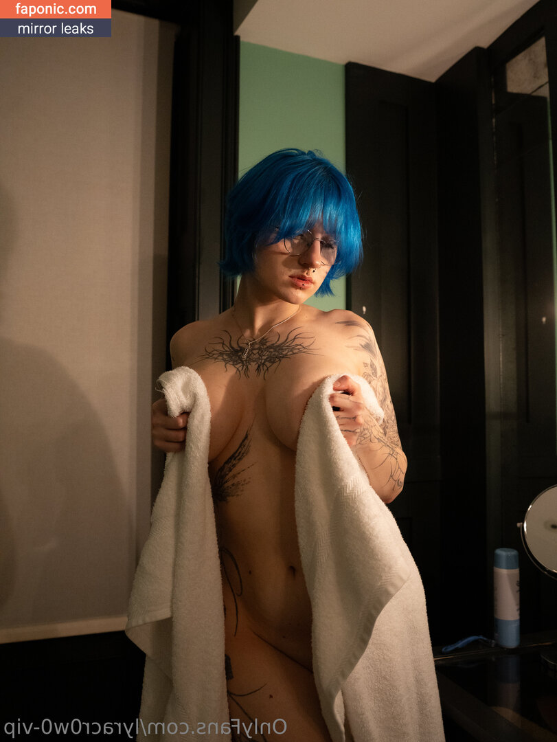 Lyra Crow, lyracr0w0 Scurgeri de nuduri OnlyFans Fotografie #173