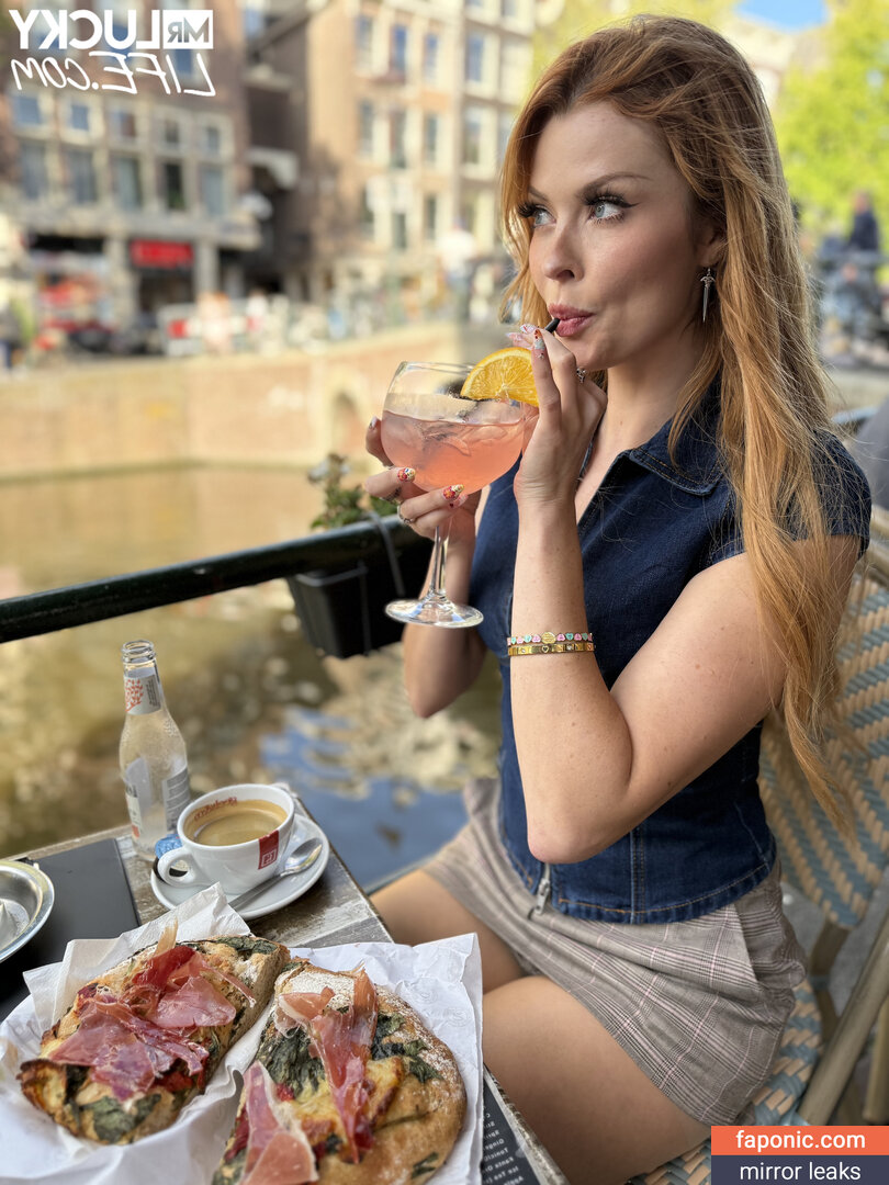 Elly Clutch, PeachGoneWild, ellyclutch, ellyclutchh Scurgeri de nuduri OnlyFans Fotografie #139