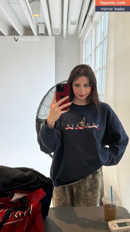 LITTLELIV, Liv Littlelivbug, littlelivbug Scurgeri de nuduri OnlyFans Fotografie #18