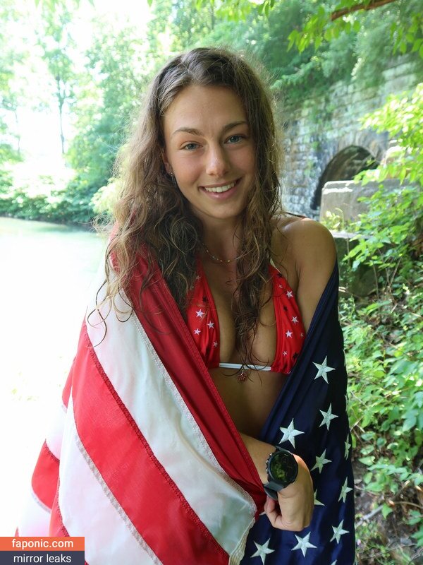 Laurel Moyer, Laurellee22, laurelmoyer Scurgeri de nuduri OnlyFans Fotografie #14