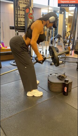 Gracyanne Barbosa, graoficial Scurgeri de nuduri  Fotografie #238