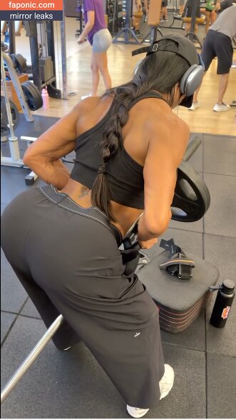 Gracyanne Barbosa, graoficial Scurgeri de nuduri  Fotografie #241