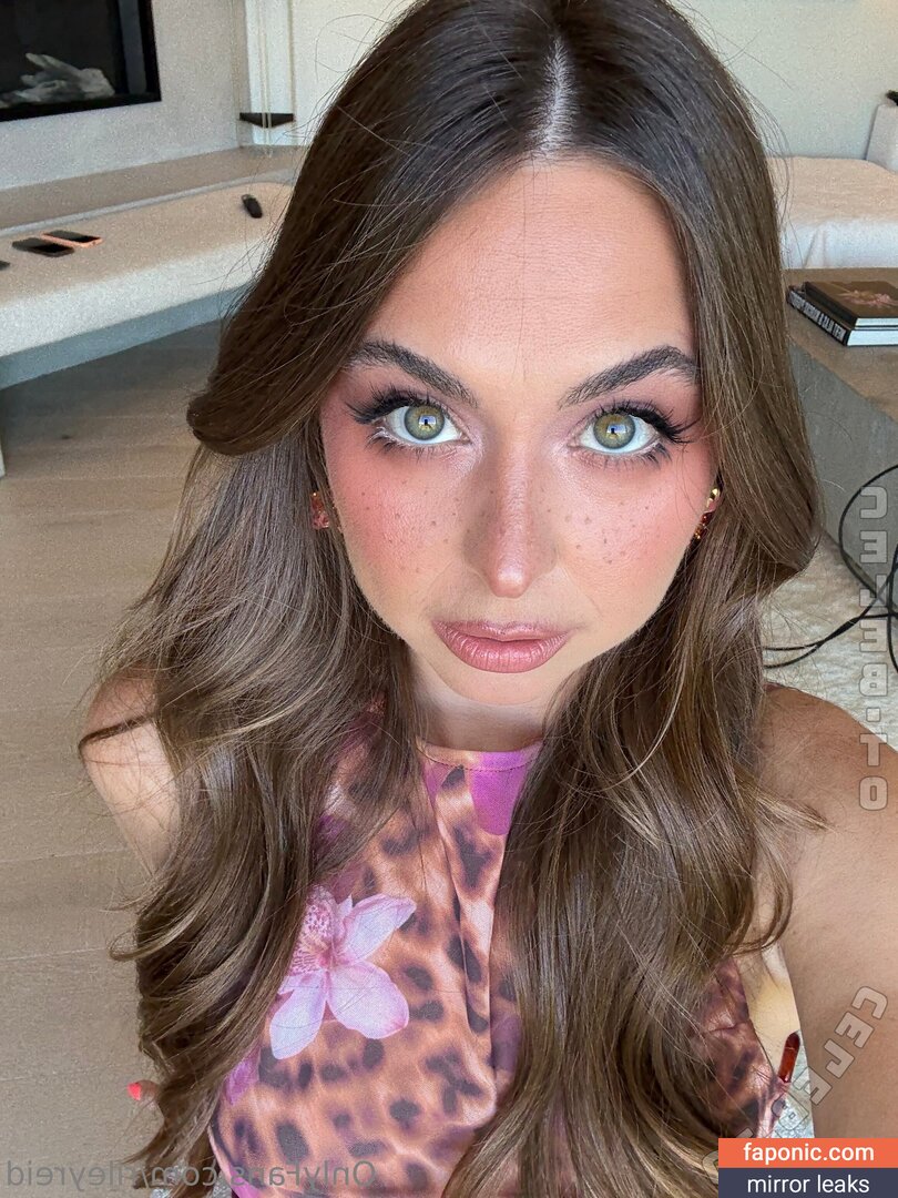 Riley Reid, RileyReidTikTok, hellorileyreid, rileyreidx3 Scurgeri de nuduri OnlyFans Fotografie #2782