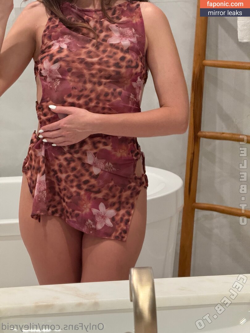 Riley Reid, RileyReidTikTok, hellorileyreid, rileyreidx3 Scurgeri de nuduri OnlyFans Fotografie #2788
