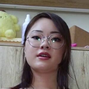 ur2dwaifu