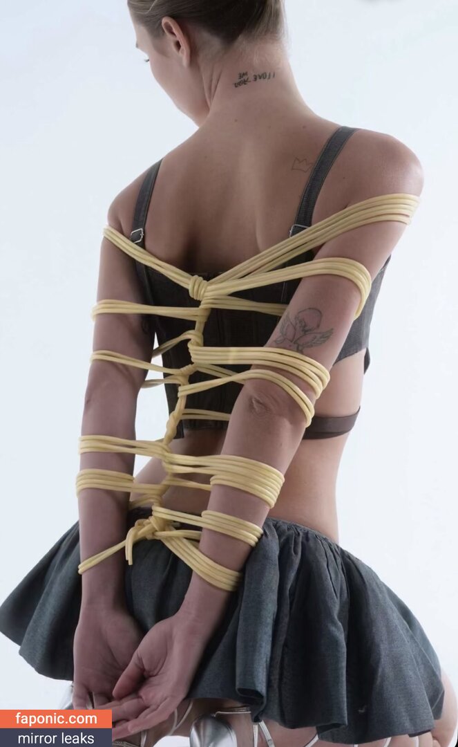 Anna Malyg0n, mmollyyy.ann Scurgeri de nuduri  Fotografie #11