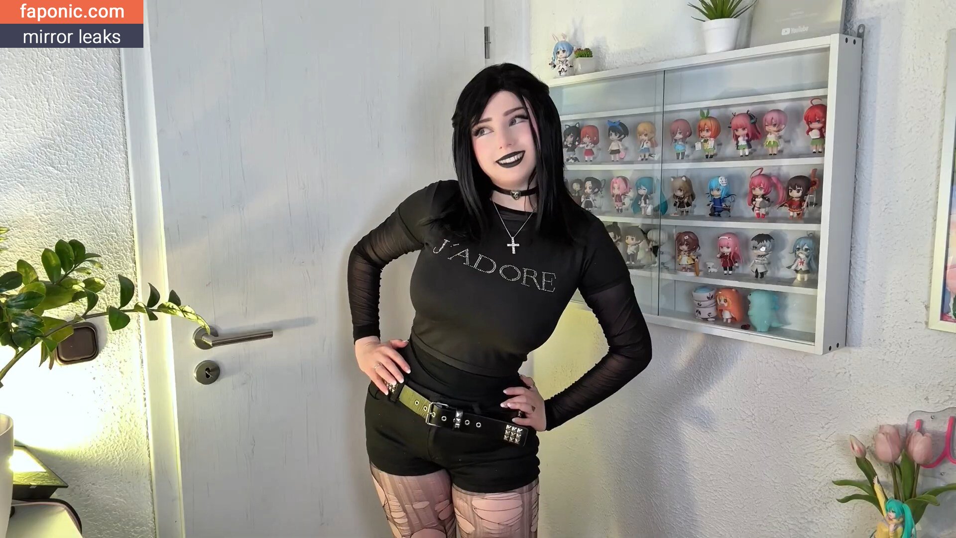 Upminaa Scurgeri de nuduri  Fotografie #411