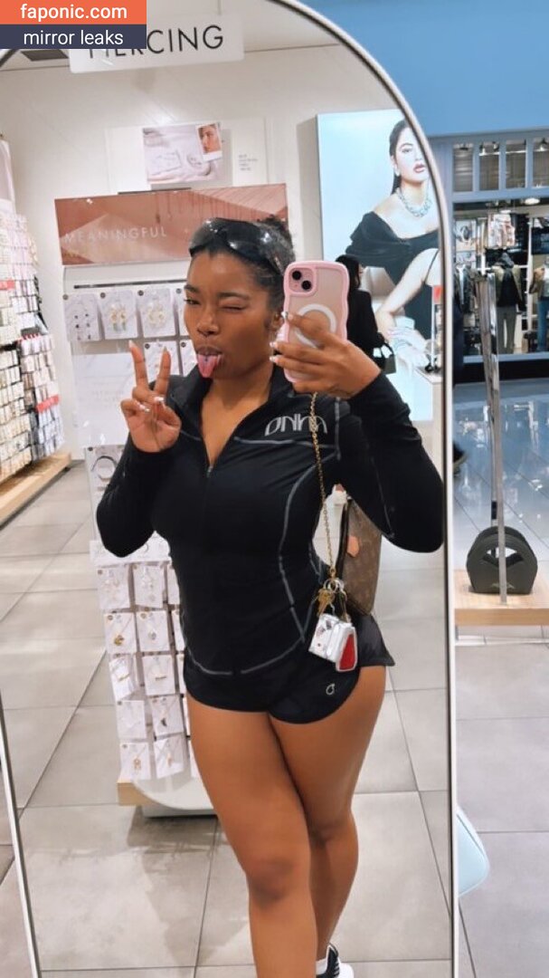 Kyylareneee, kurlykyy, kurrlyyy, kyylarenee Scurgeri de nuduri OnlyFans Fotografie #30