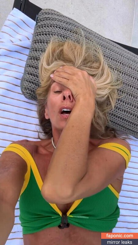 Adriane Galisteu, galisteuoficial Scurgeri de nuduri  Fotografie #331
