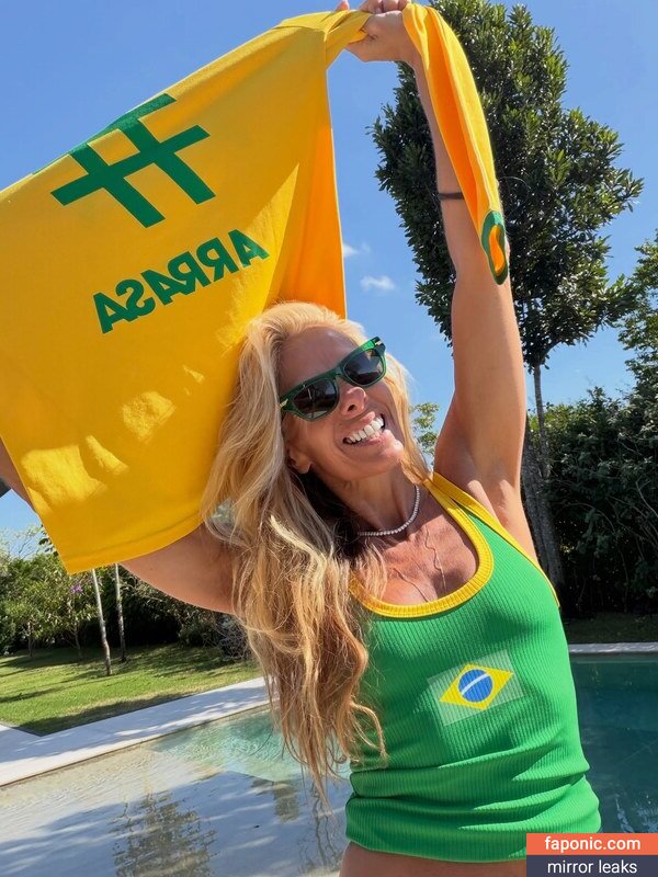 Adriane Galisteu, galisteuoficial Scurgeri de nuduri  Fotografie #335