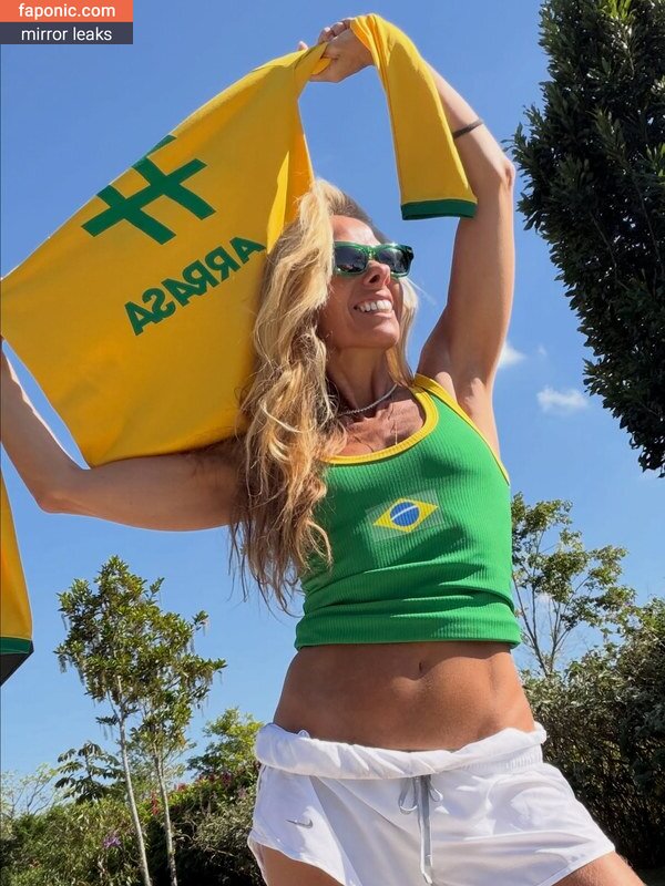 Adriane Galisteu, galisteuoficial Scurgeri de nuduri  Fotografie #337