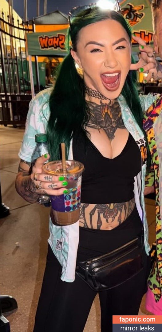 Shotzi Blackheart, ShotziWWE, WWE Shotzi Scurgeri de nuduri  Fotografie #306